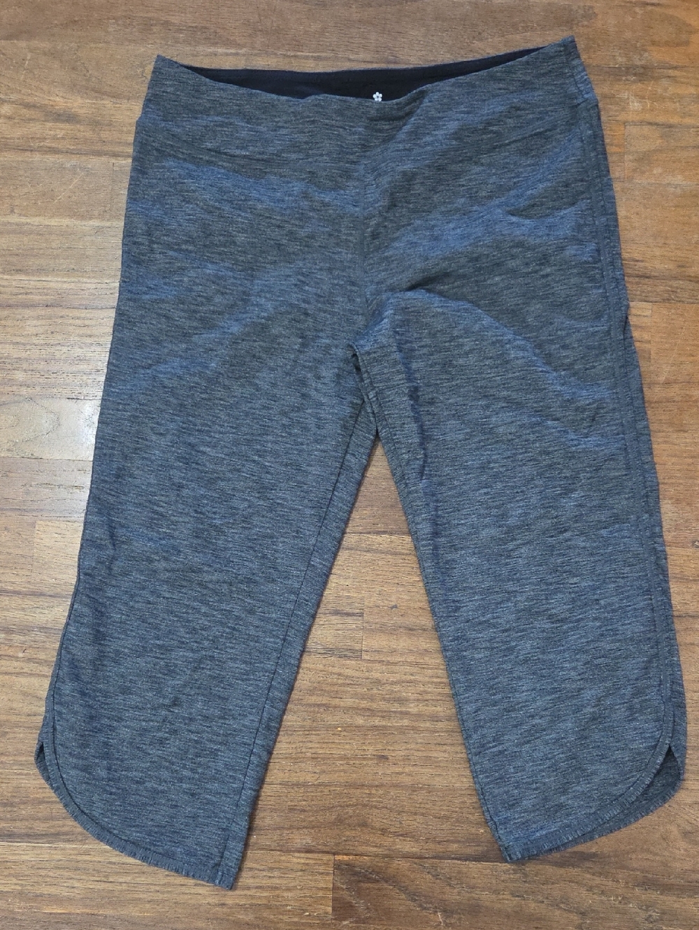 Tuff Athletics Capri Active Leggings